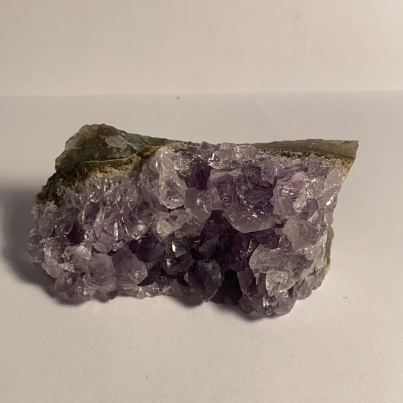 Raw Amethyst Geode crystal Clusters - Picture 9 of 11